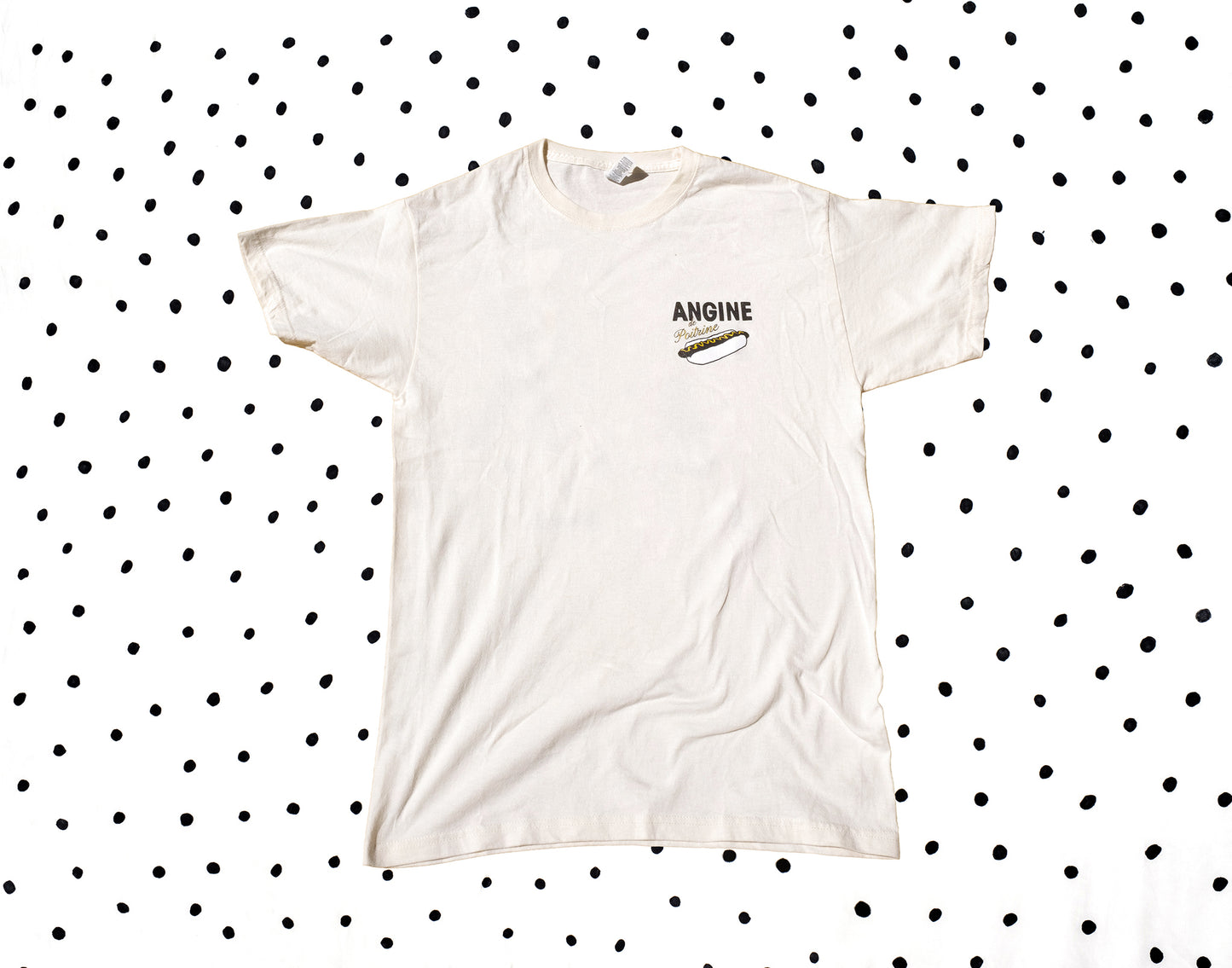 Angine de Poitrine – Beige T-Shirt, Tohogd